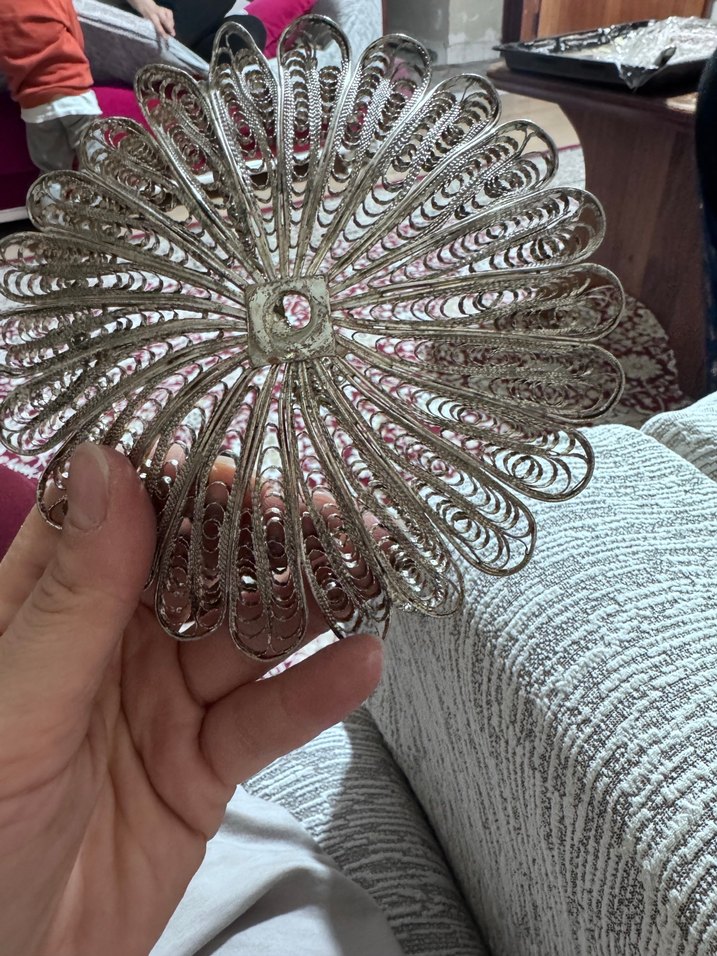 Gri Nakışlı Dantel Broş - Görsel 3