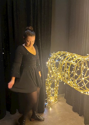 Siyah Uzun Kollu V Yaka Midi Elbise - Görsel 3