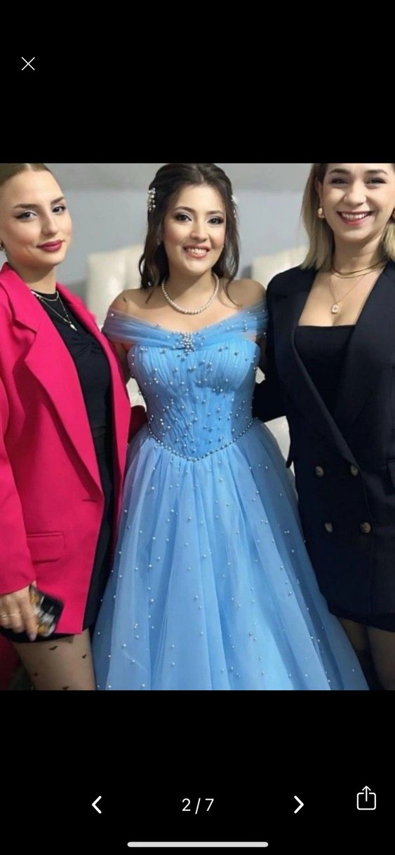 Mavi İşlemeli Uzun Abiye Elbise - Görsel 2