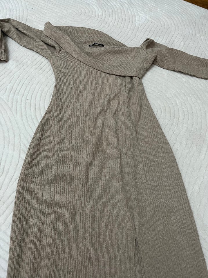 Bej Uzun Keten Elbise, Kayık Yaka, Drapeli - Görsel 2