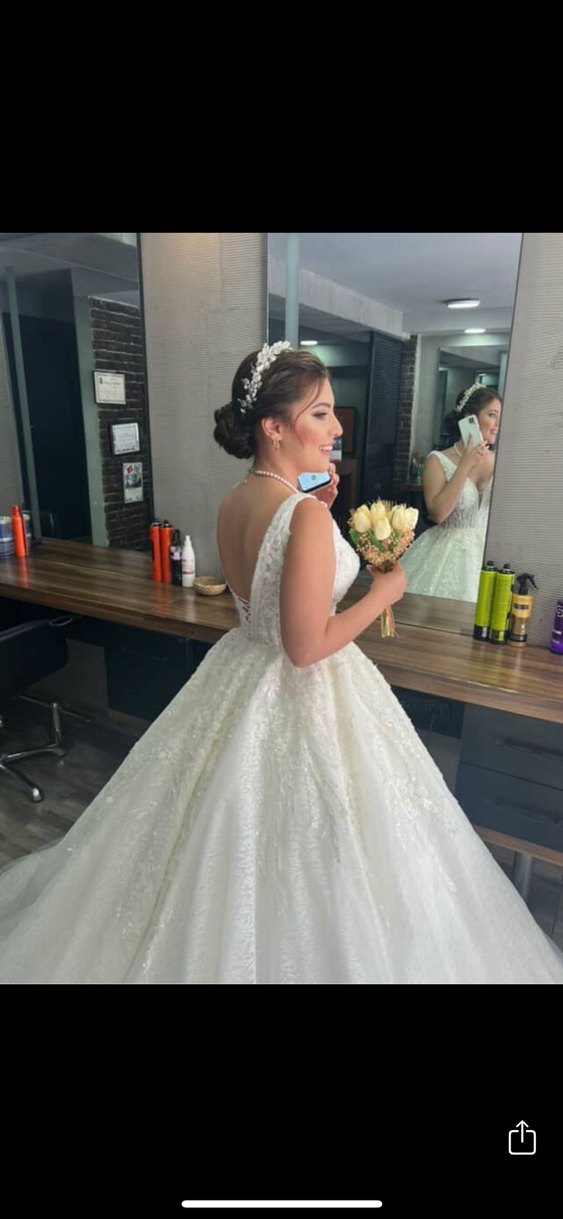 V Yaka Kolsuz Prenses Gelinlik - Görsel 3