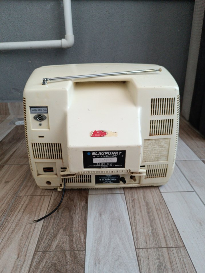 Bej Renk Retro Blaupunkt Monitör denenmedi belki çalışıyordur - Görsel 4