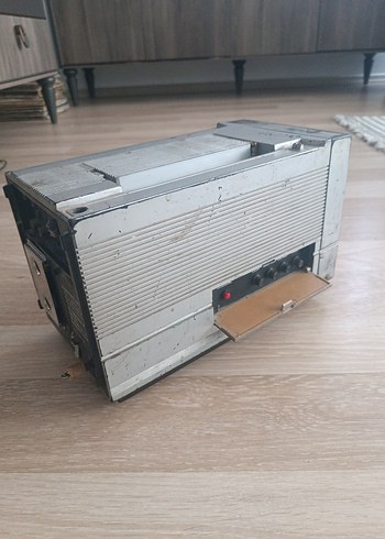 Gri Eski Model Monitör renkli televizyon deneme şansım olmadı - Görsel 4