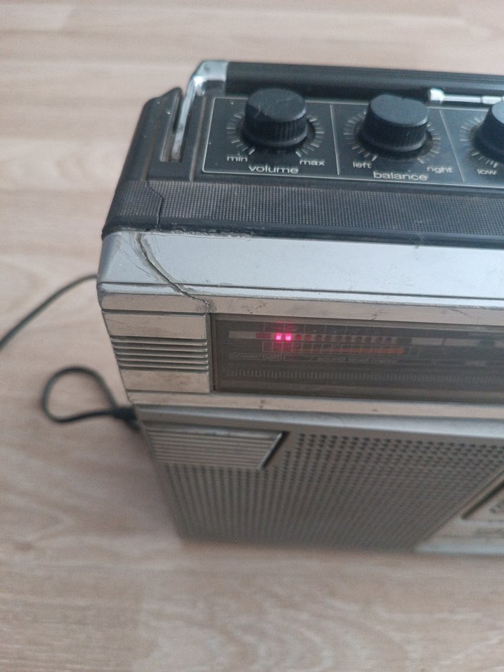 Gri Kasetli Müzik Sistemi kaset oynatıcı arızalı - Görsel 2