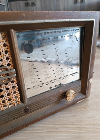 Kahverengi Ahşap Vintage Müzik Seti - Görsel 3