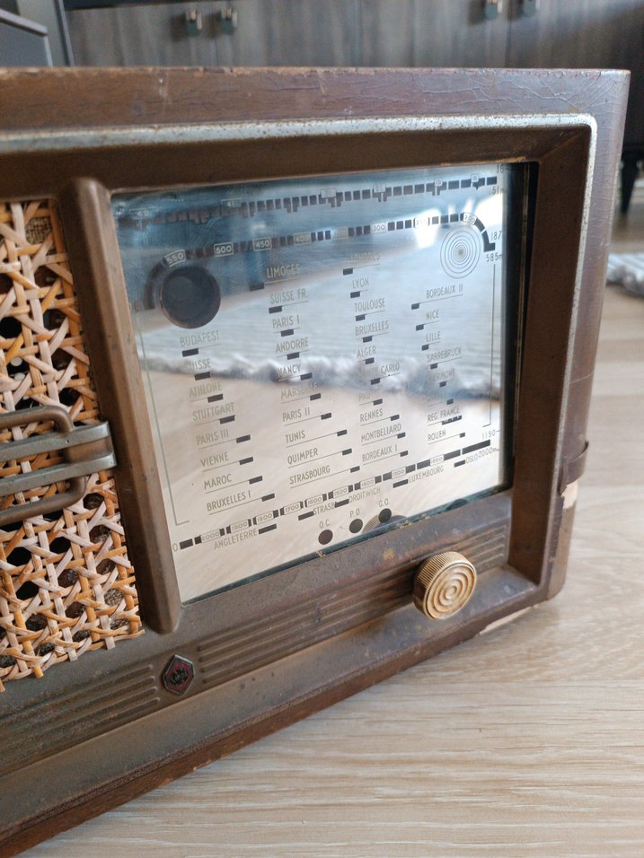 Kahverengi Ahşap Vintage Müzik Seti - Görsel 3