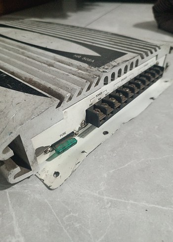 Gri Power Amplifier 200W+200W arızalı çalışmıyor - Görsel 2