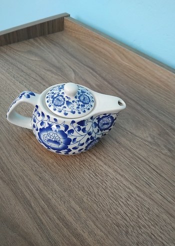 Beden Mavi Çiçek Desenli Renkli Mini Çaydanlık