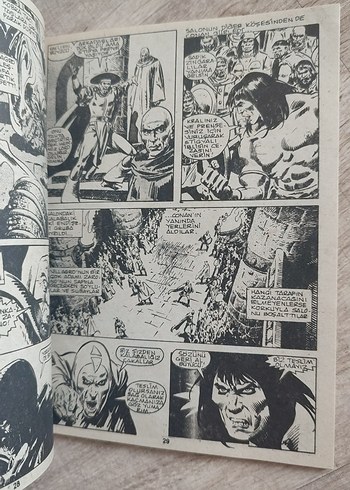 Beden Renk Conan ve Barbarlar Aylık Çizgi Roman Dergisi 8