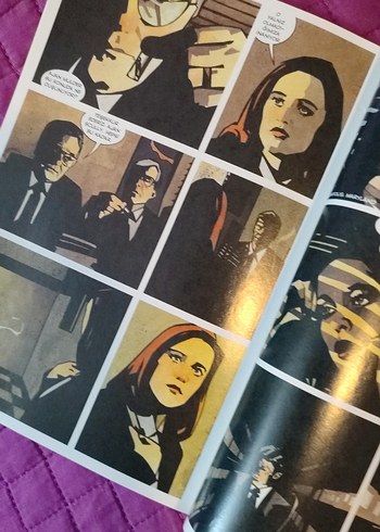 Beden The X Files İlk Temas çizgiromanı