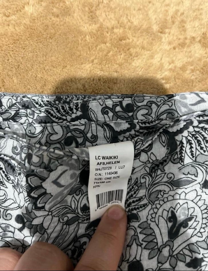 Gri Desenli şal - Görsel 2