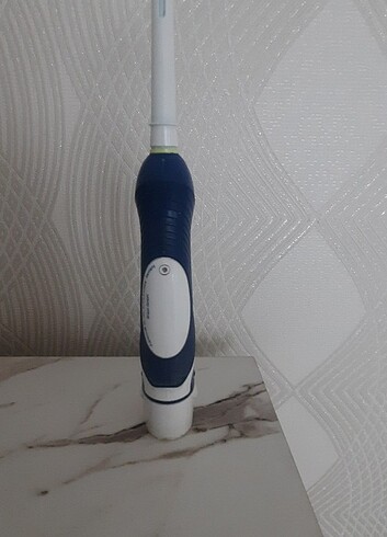 Beden Renk Oral b pilli dış fircasi