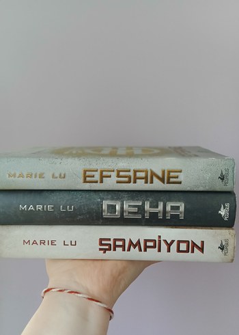 Efsane serisi (Marie Lu)