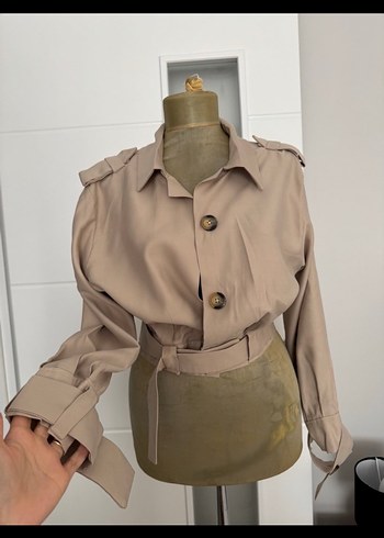 Zara Düğmeli Bej Keten Mini Trençkot