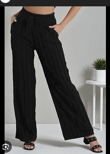 Kadın Siyah Piliseli Salaş Pantolon - Görsel 2