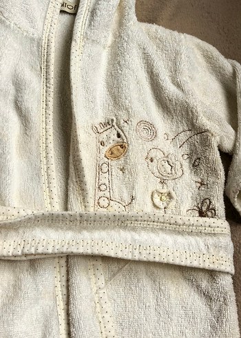 Kapüşonlu Erkek Çocuk Nakışlı Bornoz Seti - Görsel 5