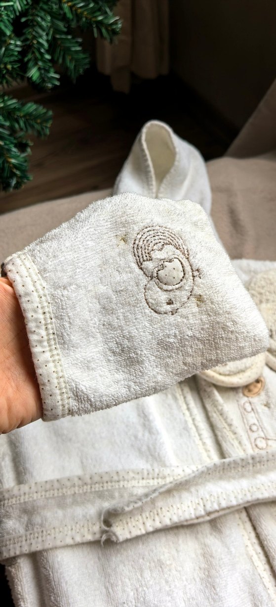 Kapüşonlu Erkek Çocuk Nakışlı Bornoz Seti - Görsel 3