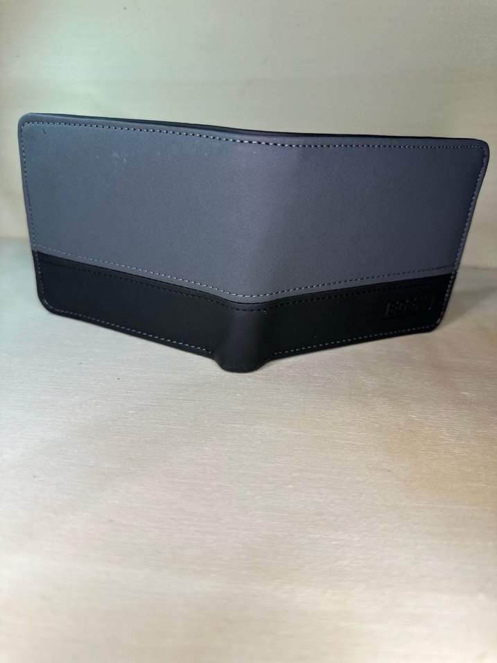 Gri Minimalist Erkek Cüzdanı - Görsel 2