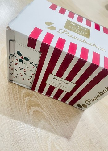 Yılbaşı Çiçek Desenli 6'lü Cam Bardak Seti - Görsel 2