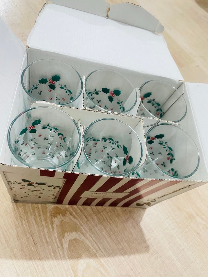 Yılbaşı Çiçek Desenli 6'lü Cam Bardak Seti - Görsel 4