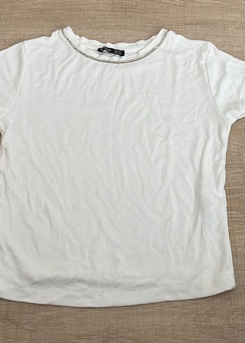 Zincir Detaylı Beyaz  Kadın Tişört - Görsel 3