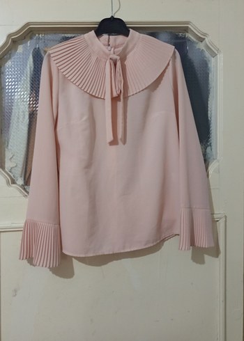 Pembe Piliseli Kadın Ofis Bluzu
