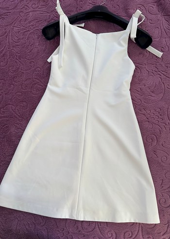 Zara Beyaz Mini Fiyonk Detaylı Elbise - Görsel 4