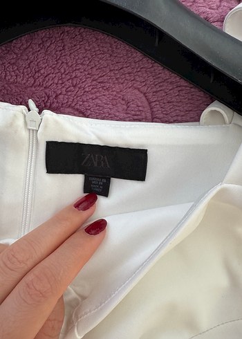 Zara Beyaz Mini Fiyonk Detaylı Elbise - Görsel 3