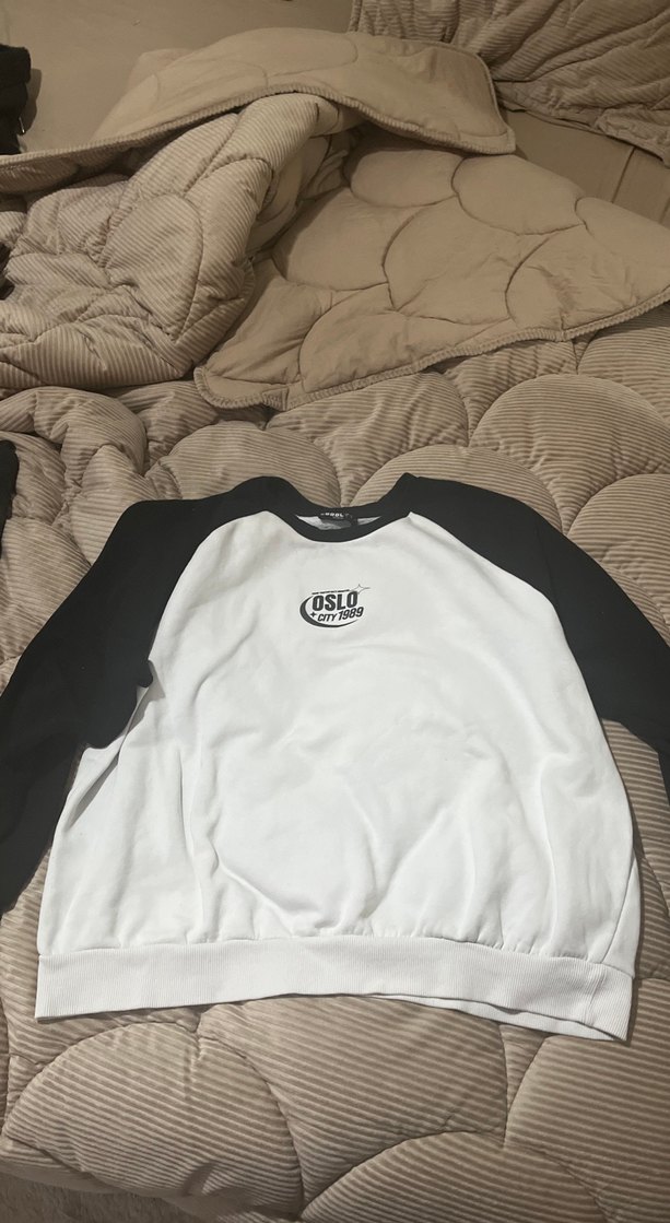 Beyaz Gri Baskılı Uzun Kollu Sweatshirt - Görsel 2