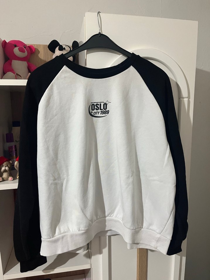 Beyaz Siyah Kadın Sweatshirt OSLO Baskılı - Görsel 2