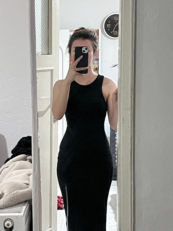 Kolsuz Siyah Uzun Kadın Elbise - Görsel 5