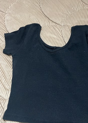 Siyah Kısa Kollu Crop Top - Görsel 2