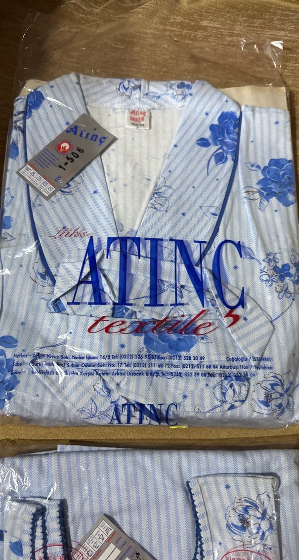 Mavi Çiçek Baskılı Pijama Takımı - Görsel 2