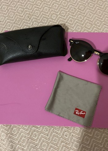 Ray-Ban Siyah Parlak Kadın Gözlüğü