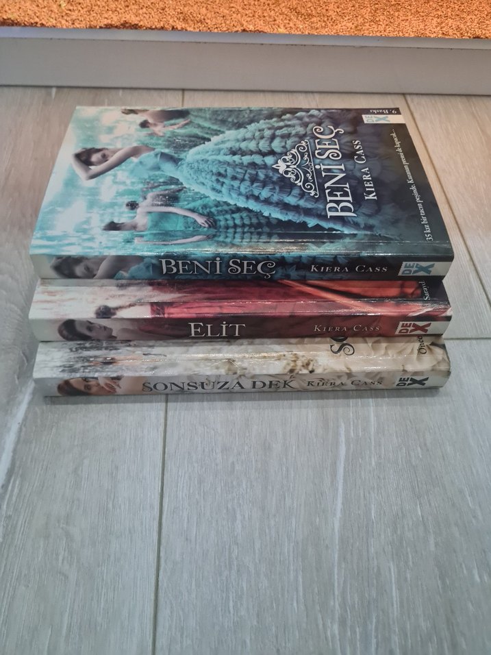 3 KİTAP KIERA CASS - Görsel 3