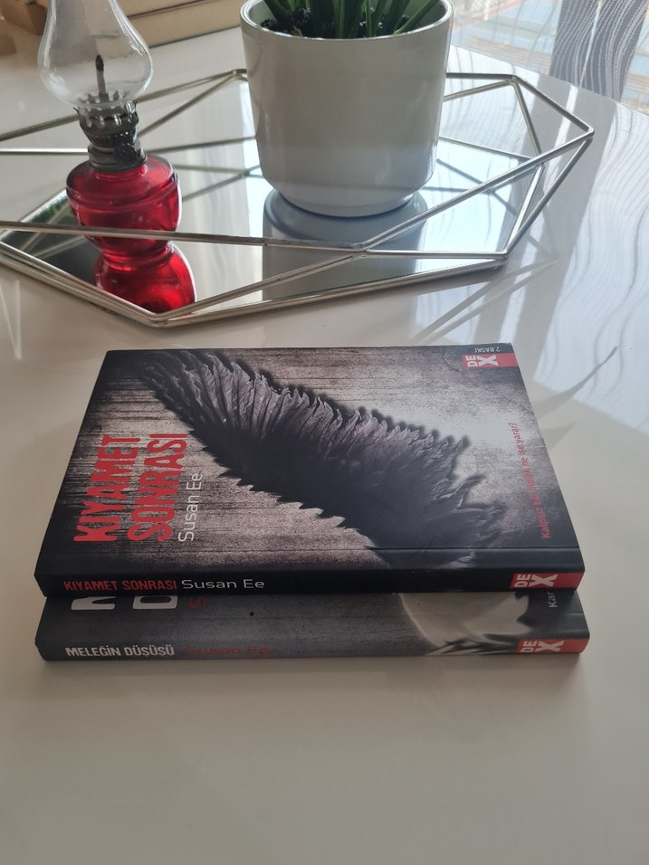 Meleğin Düşüşü ve Kıyamet Sonrası Roman Seti - Görsel 3