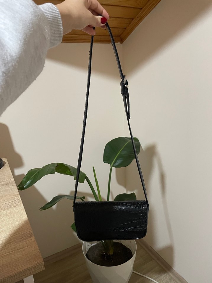 Siyah Yılan Desenli Deri Omuz Çantası - Görsel 2