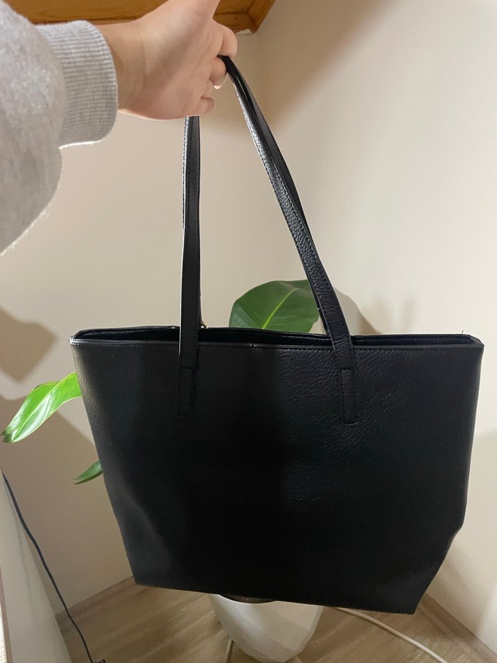 Kemer Detaylı Siyah Deri Kadın Çanta - Görsel 2