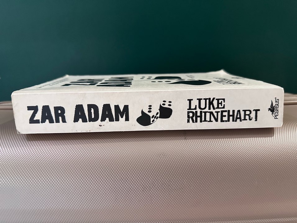 Zar Adam - Luke Rhinehar - Görsel 2