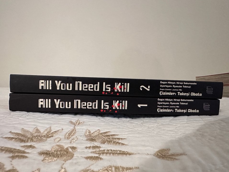You Need Is Kill Çizgi Roman Seti 1-2 - Görsel 2