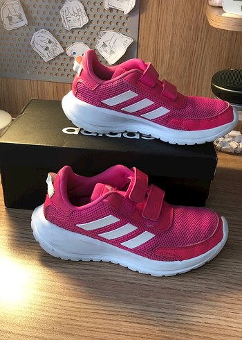 Kız Çocuk Pembe Adidas Spor Ayakkabı