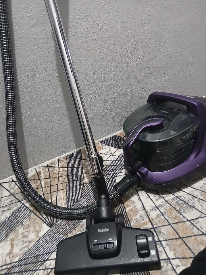 Mor ve Gri Toz Torbasız Elektrikli Süpürge - Görsel 3