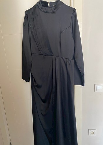 Diğer Kadın Siyah Uzun Pilili Elbise