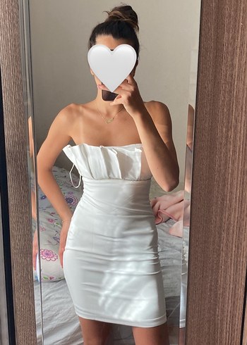 Beyaz Straplez Mini Elbise