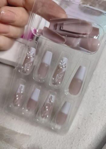 Beyaz Parlak İnci Tırnak Seti - Görsel 2