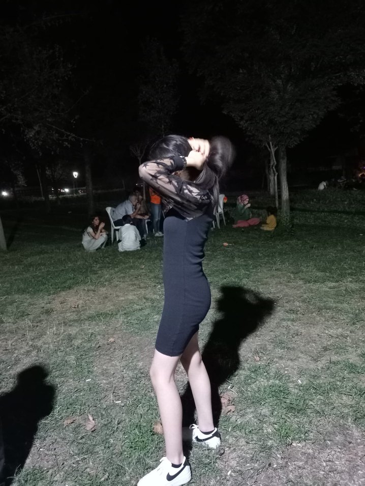 Siyah Strappy Midi Dar Kesim Elbise kolları tül yıldızlı - Görsel 2