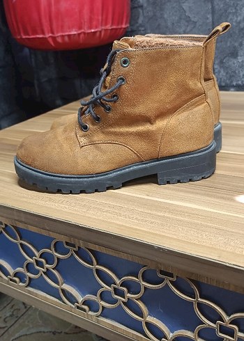 Kahverengi Süet Kadın Botları