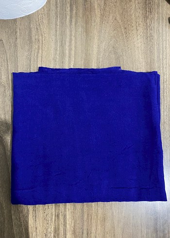 Parlak Mavi Kadın Saten Şal - Görsel 2