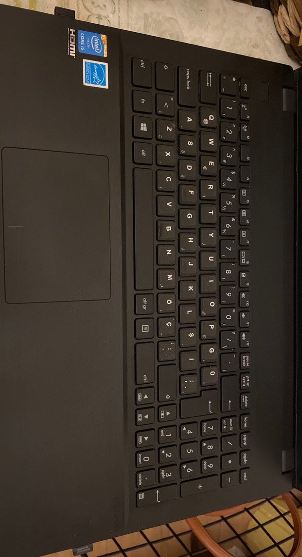 Asus Laptop - Görsel 2