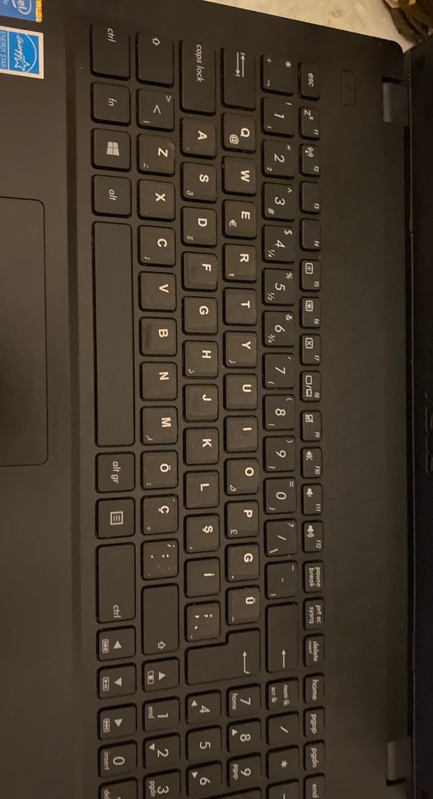 Asus Laptop - Görsel 5